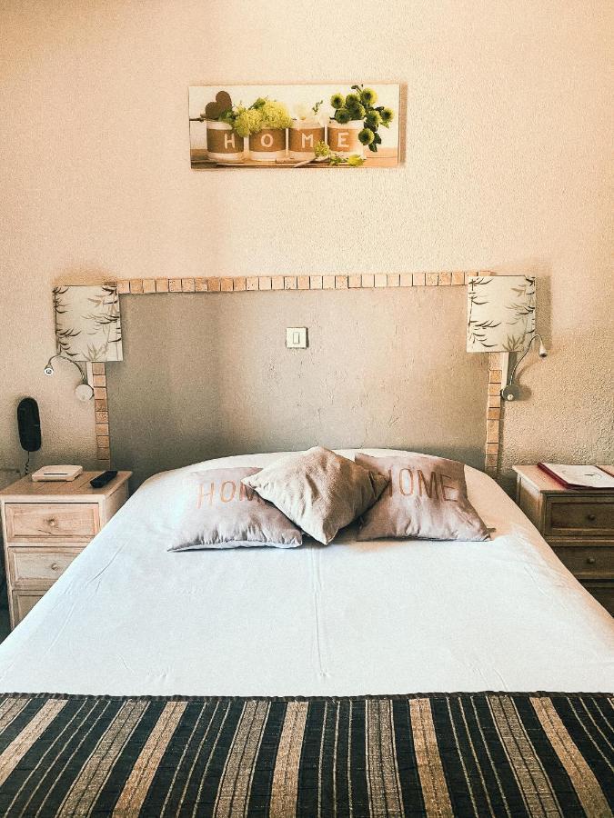 Auberge Des Pins Tourrettes Zewnętrze zdjęcie