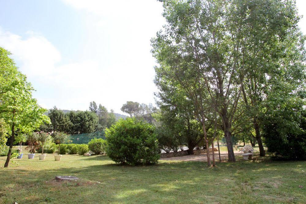 Auberge Des Pins Tourrettes Zewnętrze zdjęcie