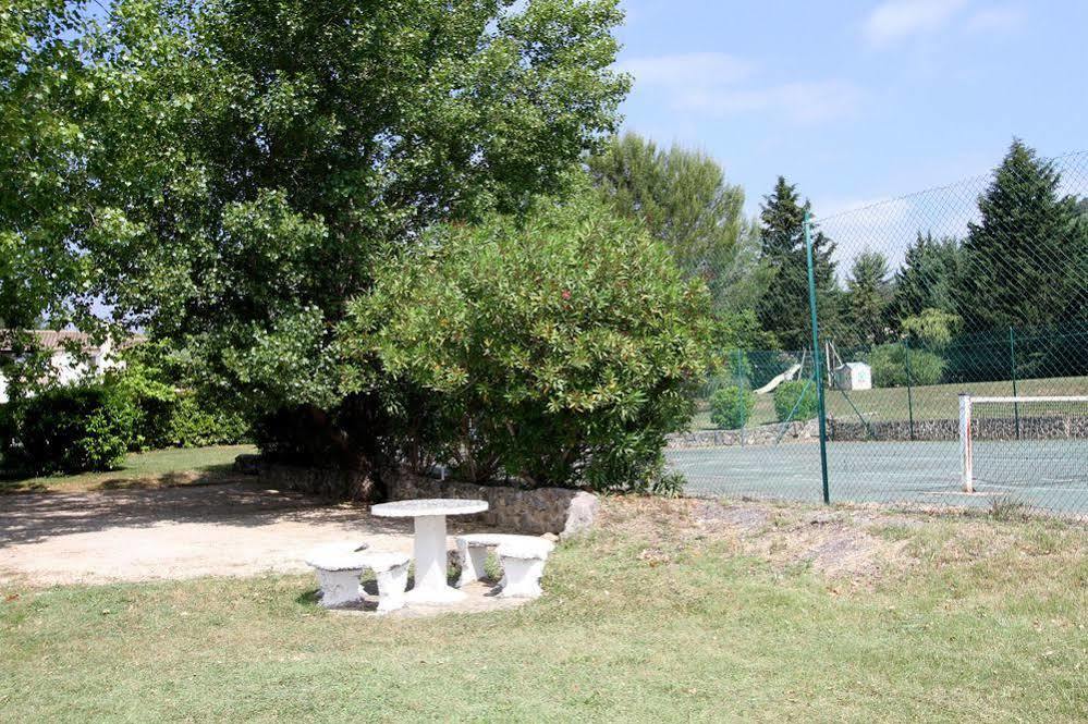 Auberge Des Pins Tourrettes Zewnętrze zdjęcie