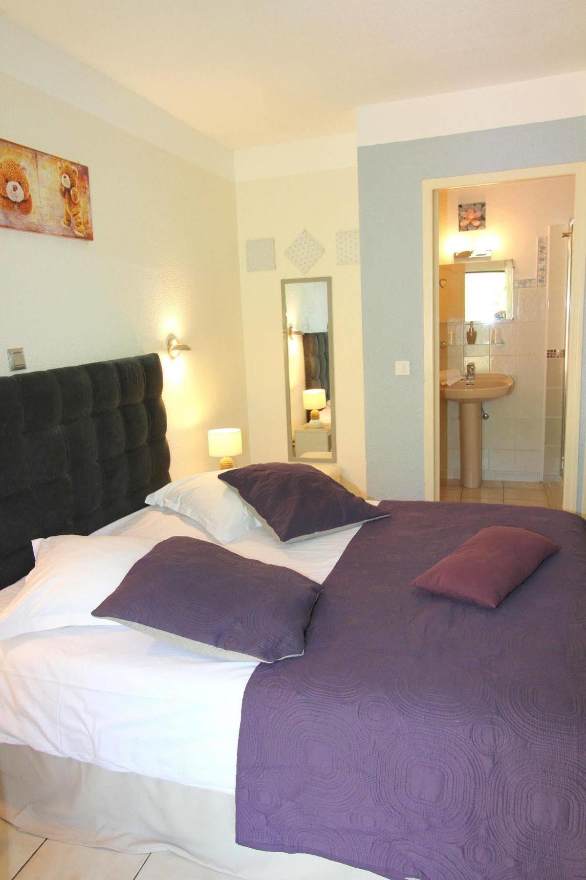 Auberge Des Pins Tourrettes Zewnętrze zdjęcie